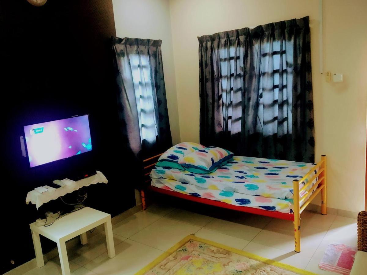 Hma Guesthouse 세팡 외부 사진